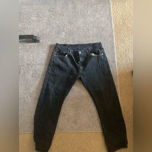 Black vintage Levi’s 501